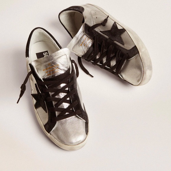 Golden Goose Super-Star in Silver Leather - Picture 2 of 8